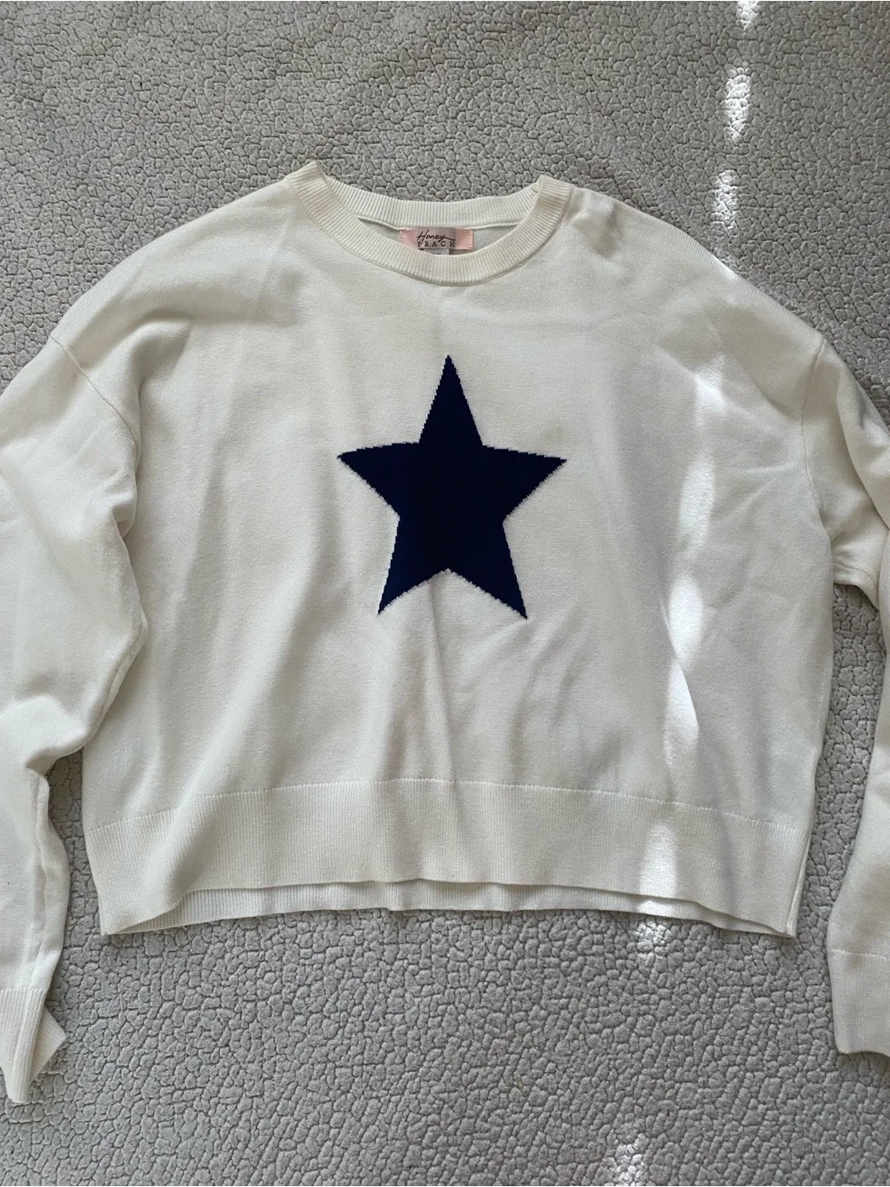 Honey Peach White Sweater with Navy Blue Star